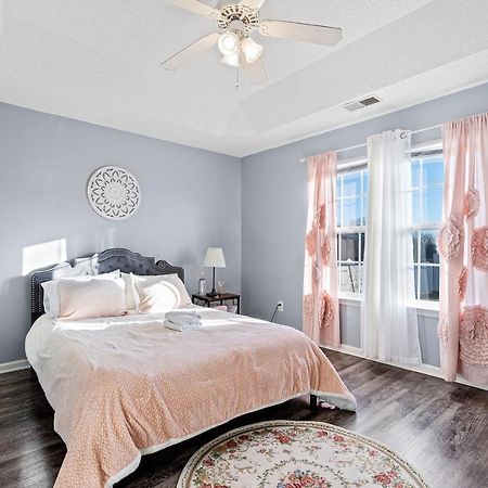 Locked In Apartment Charlotte Luaran gambar